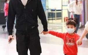 陈晓儿子在北京上学吗 陈晓的儿子不是他的吗